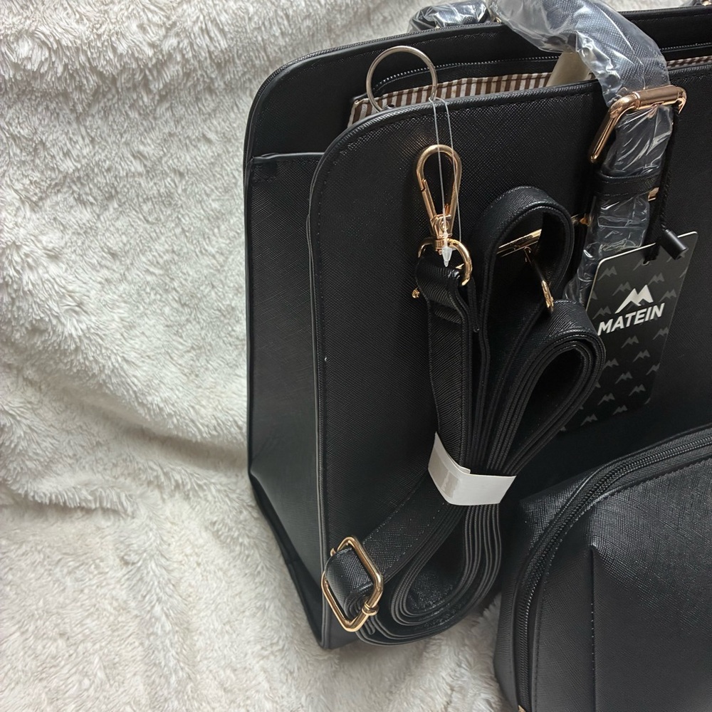 Matein Laptop Tote with USB Port AND small zippered accessory bag. - Picture 5 of 16